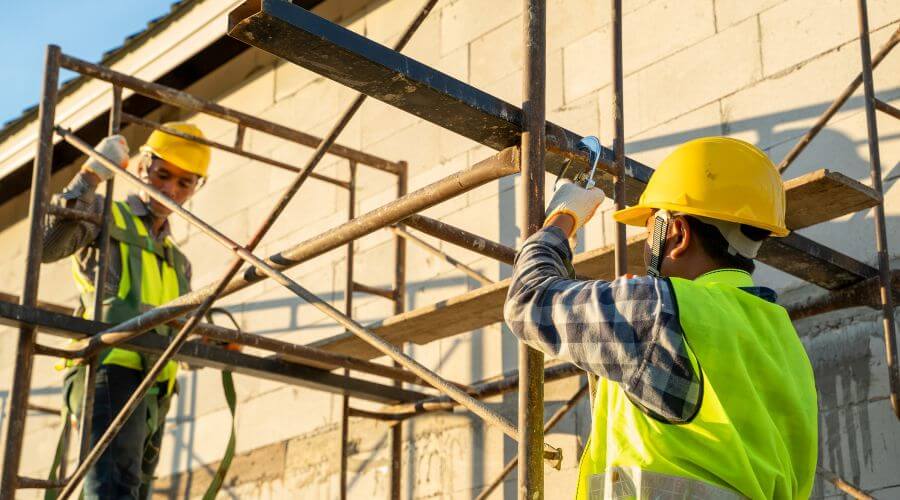 Professional residential roofers in Chapman Ranch, TX